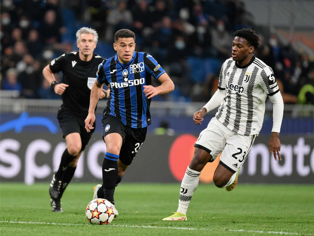 曼城暴露了 曼城暴露了